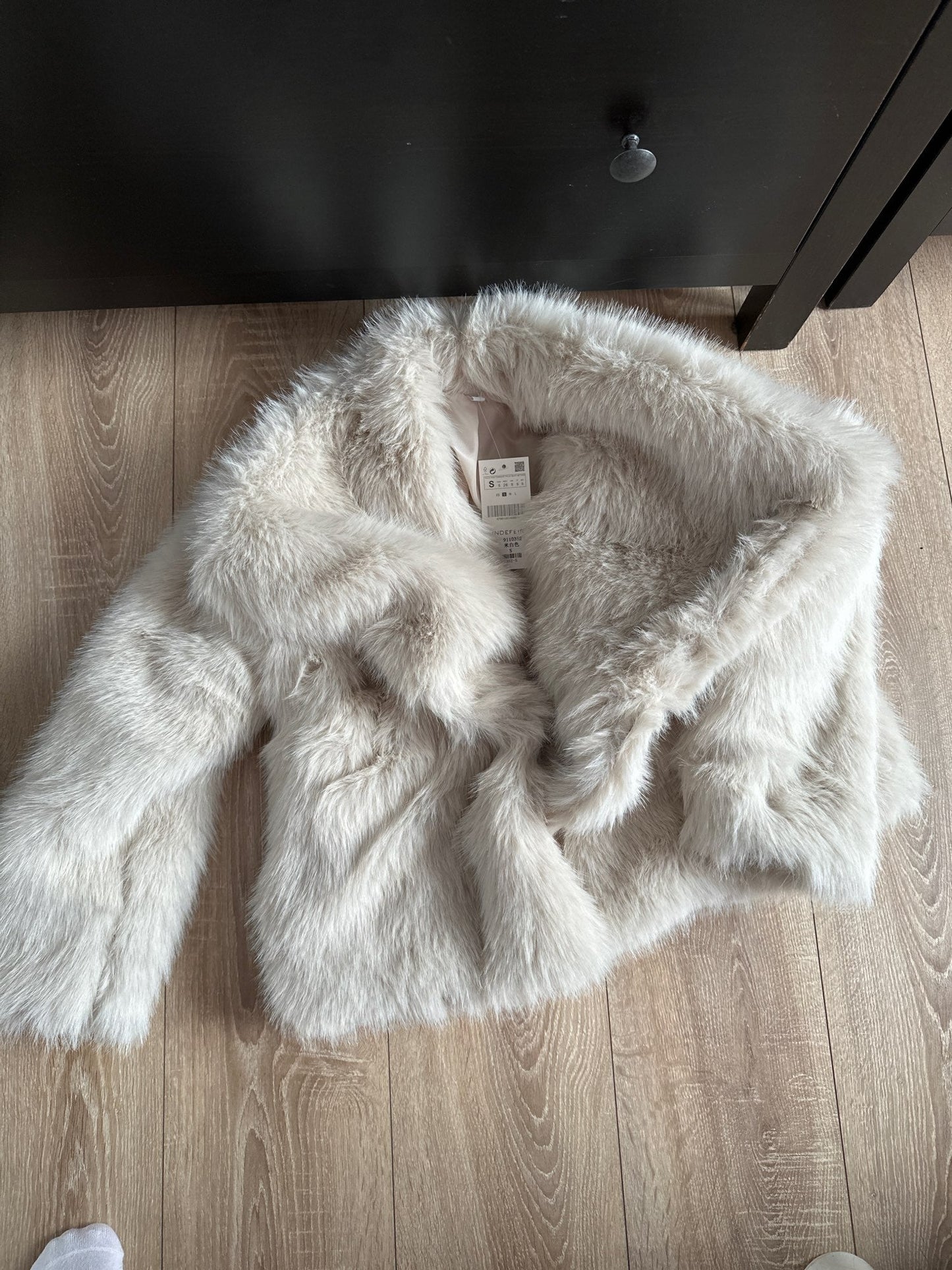 Celestina | Fur coat with lapel collar