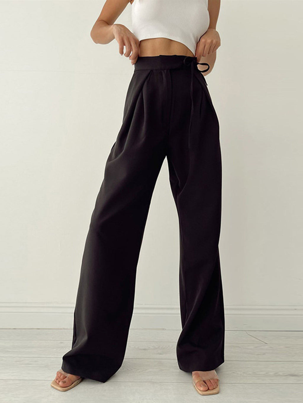 Harper | High Waist Pleated Leg Trousers - Flowy Elegant Fit