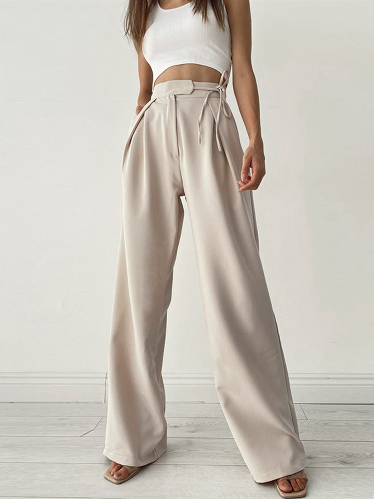 Harper | High Waist Pleated Leg Trousers - Flowy Elegant Fit