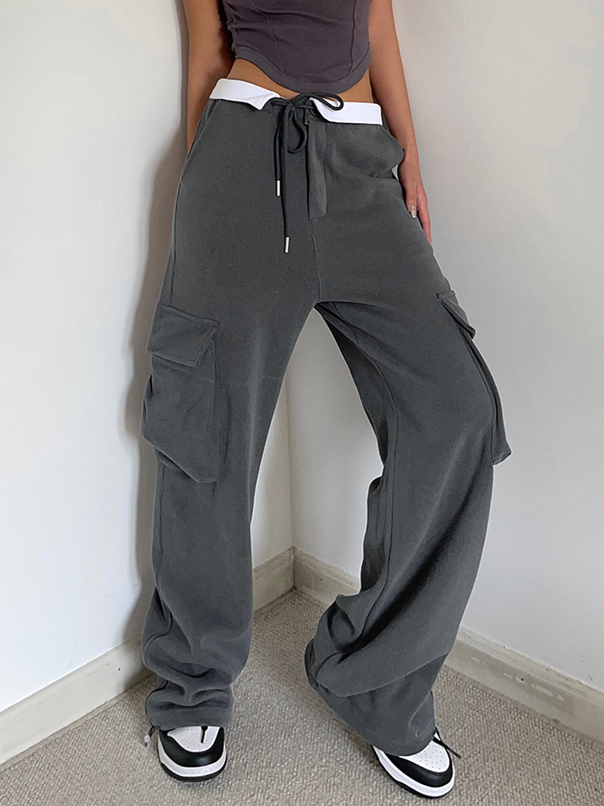 Benedetta® | Comfortable Cargo Sweatpants With Contrast Waistband