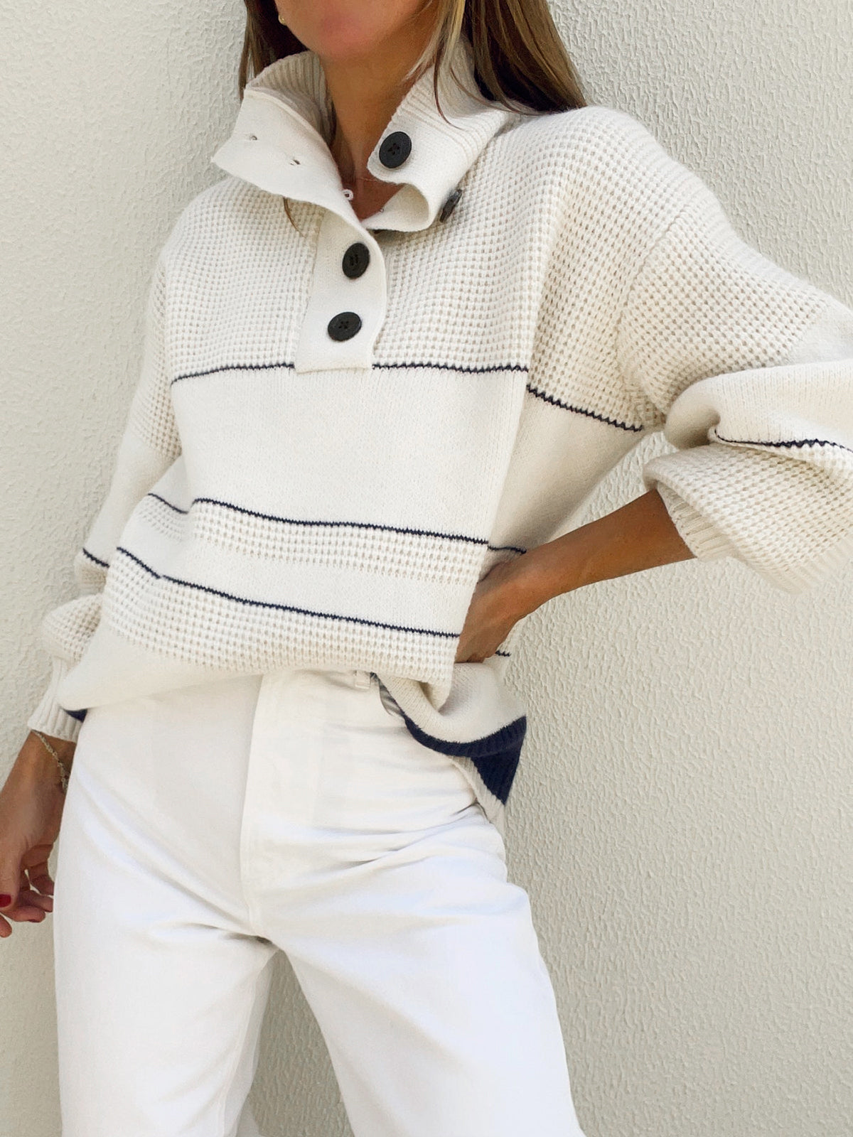 Women’s Knit Pullover – Relaxed Fit – Wool Feel – Button Collar – Ribbed Trim
