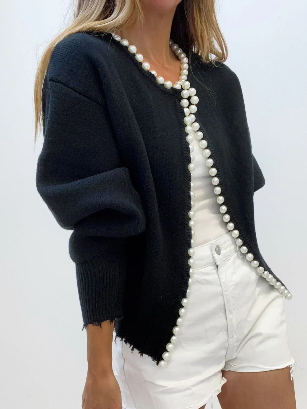 Elisa® | Luxurious vest with parel edge