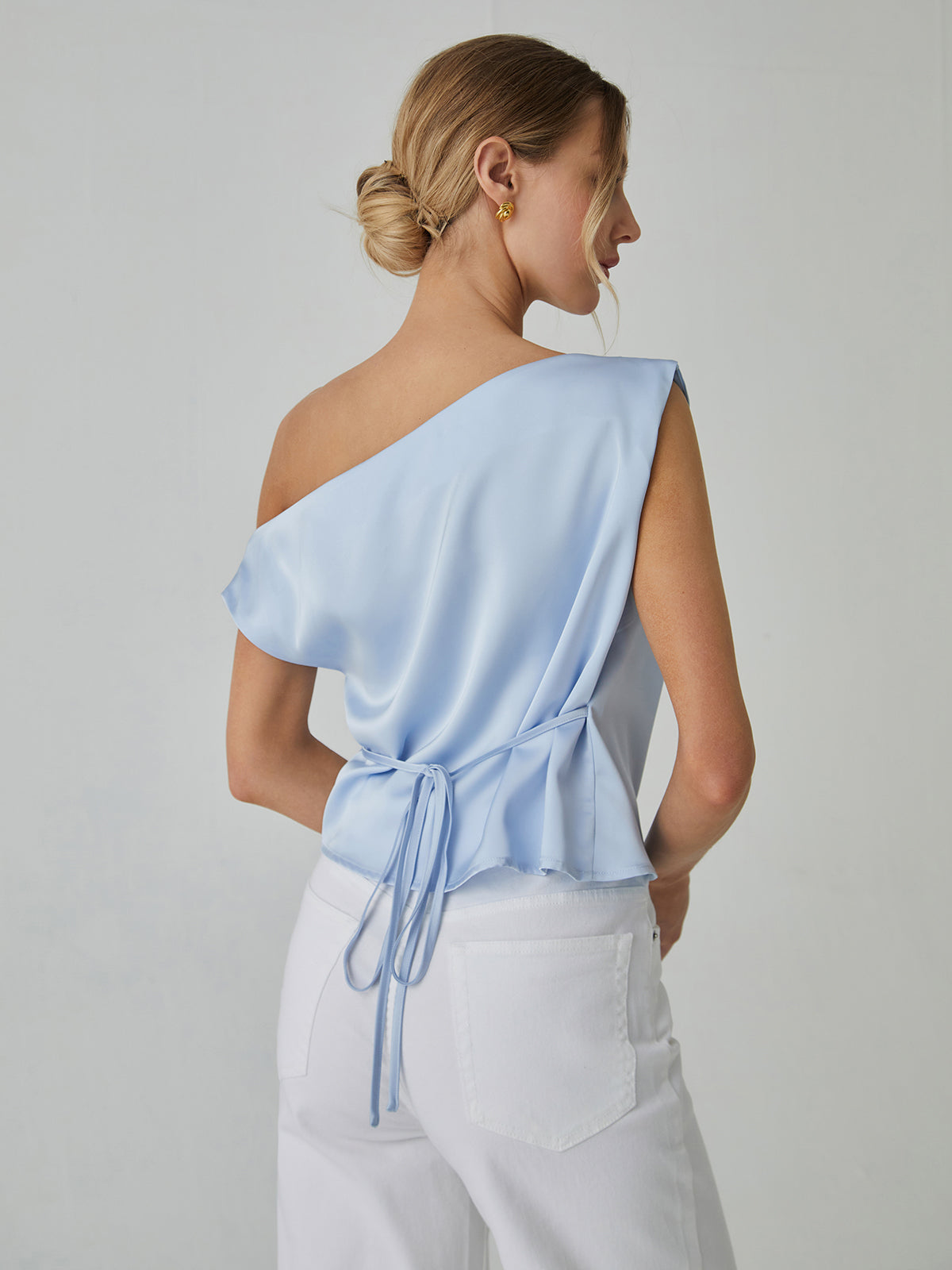 Bretchen® | Asymmetric Blouse With Knot Detail