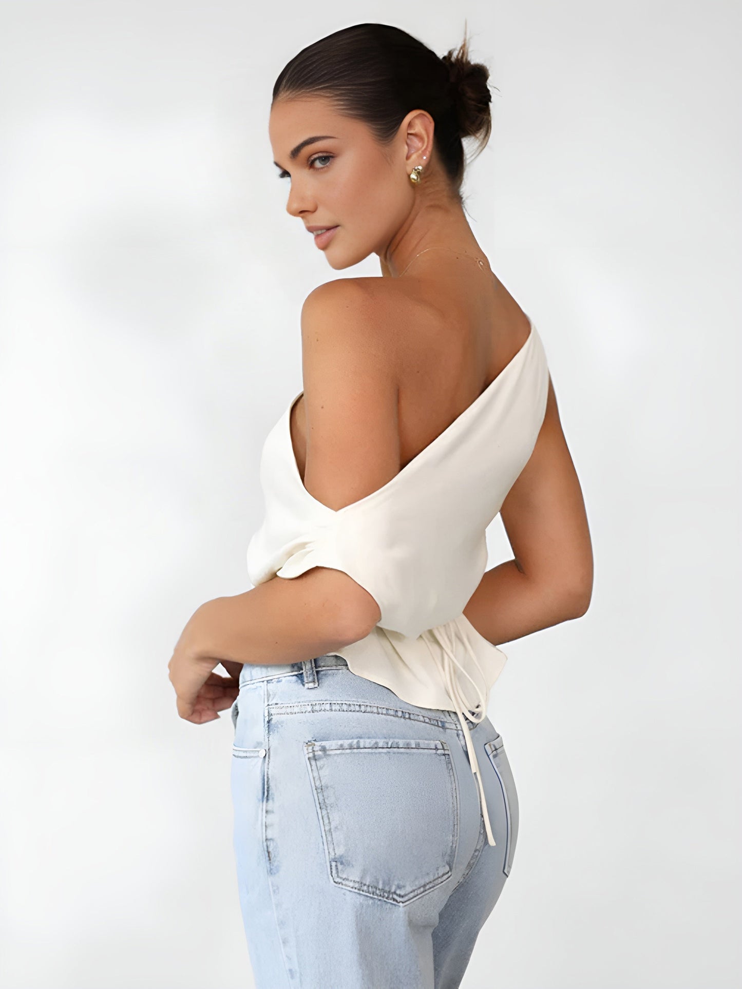 Bretchen® | Asymmetric Blouse With Knot Detail