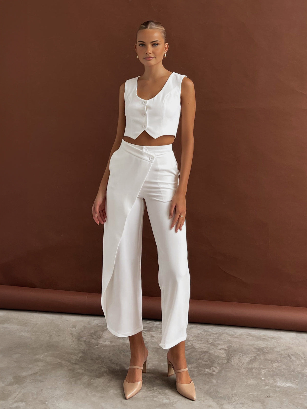 Arnica® | Elegant Trouser Set With An Asymmetrical Cut