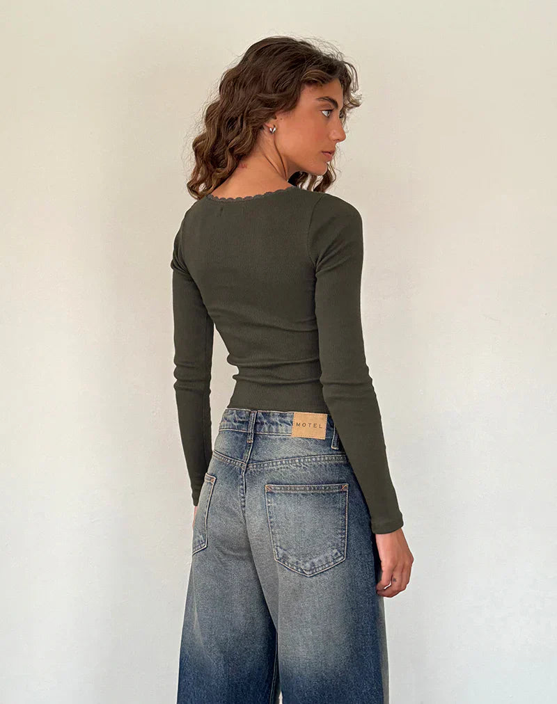 Bianca® | Slim long-sleeved shirt with a scoop neck