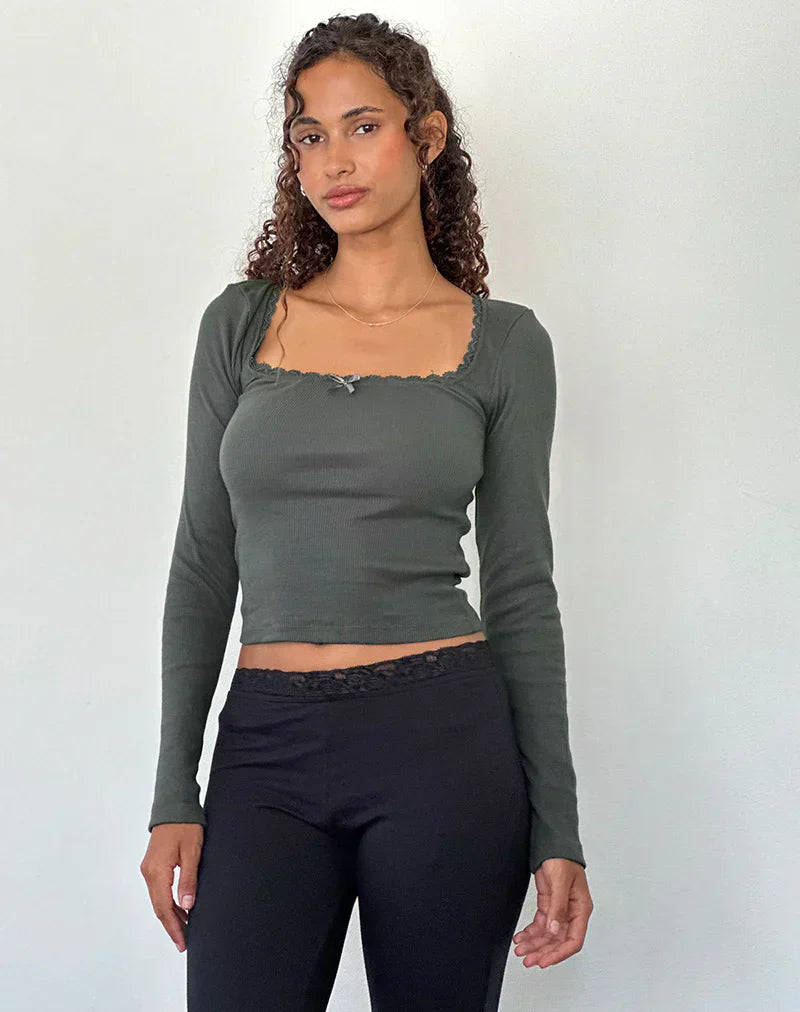 Bianca® | Slim long-sleeved shirt with a scoop neck