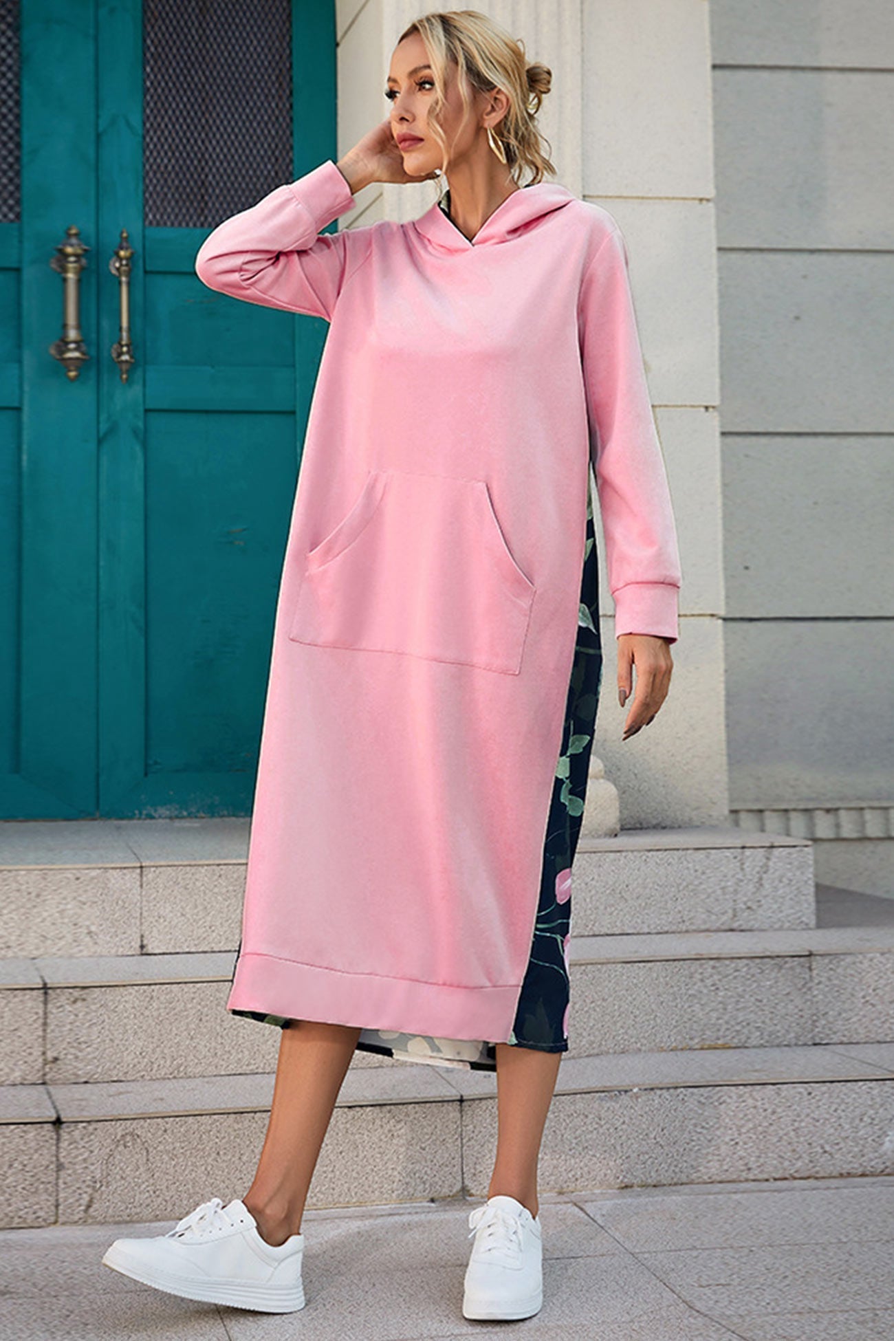 Catarina® | Long hoodie in patchwork cotton with floral print on the back