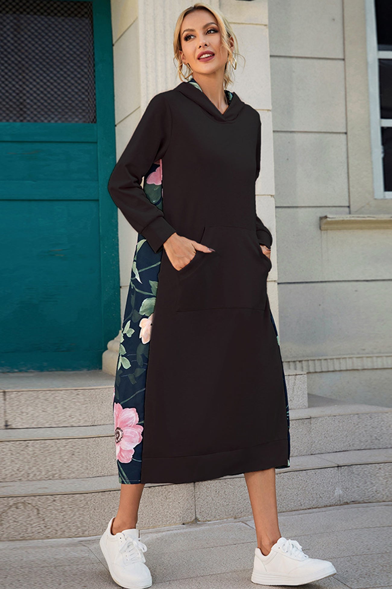 Catarina® | Long hoodie in patchwork cotton with floral print on the back