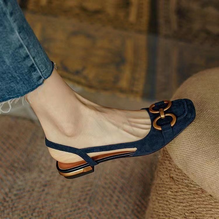 Ariadna® | Elegant suede slingbacks