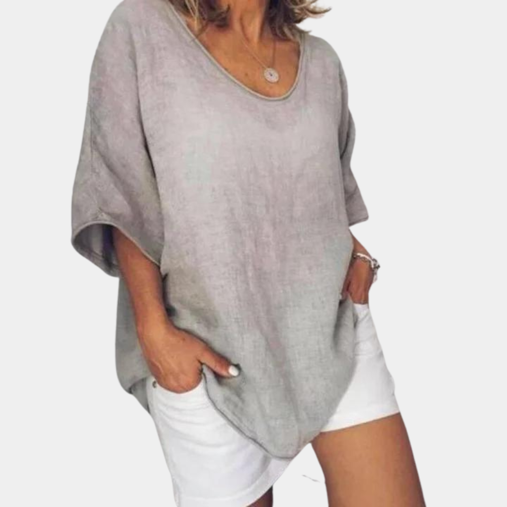 Catherine® | Elegant and spacious feminine t-shirt for optimal comfort