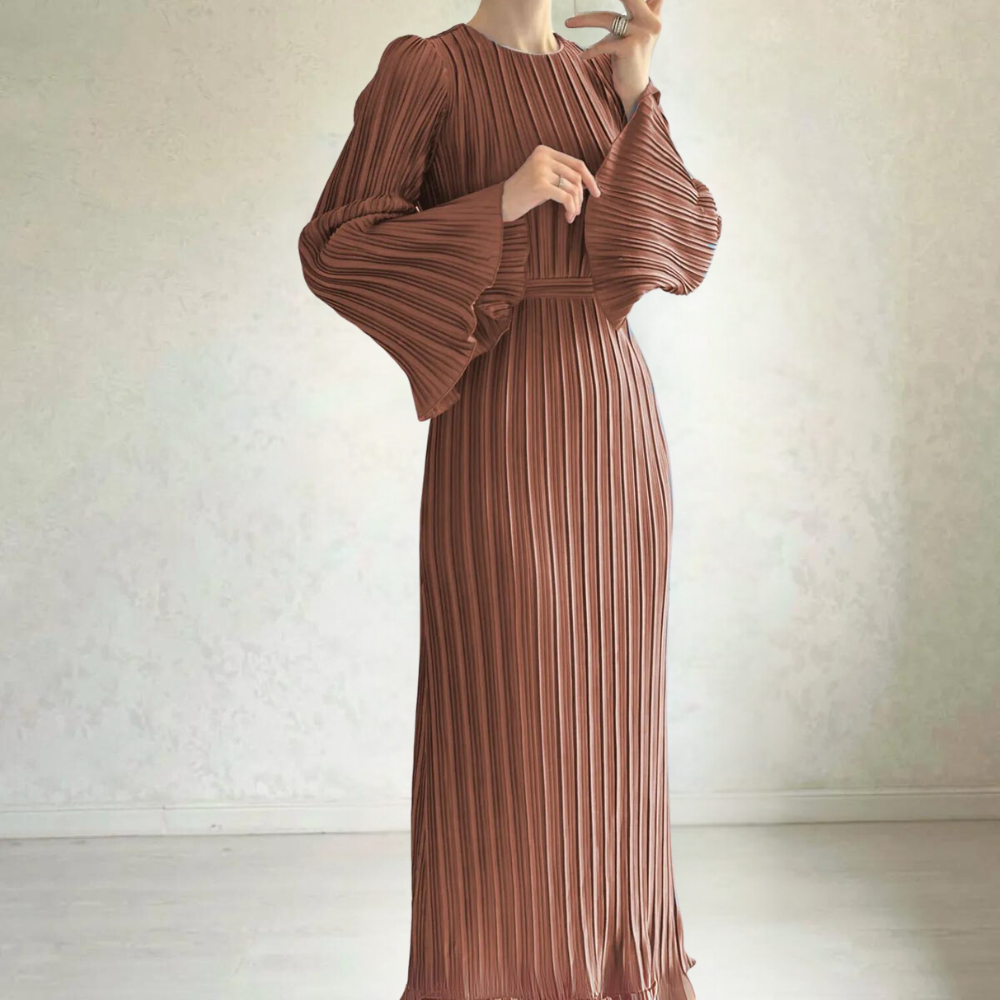 Constance® | Timeless pleated maxi dress for women