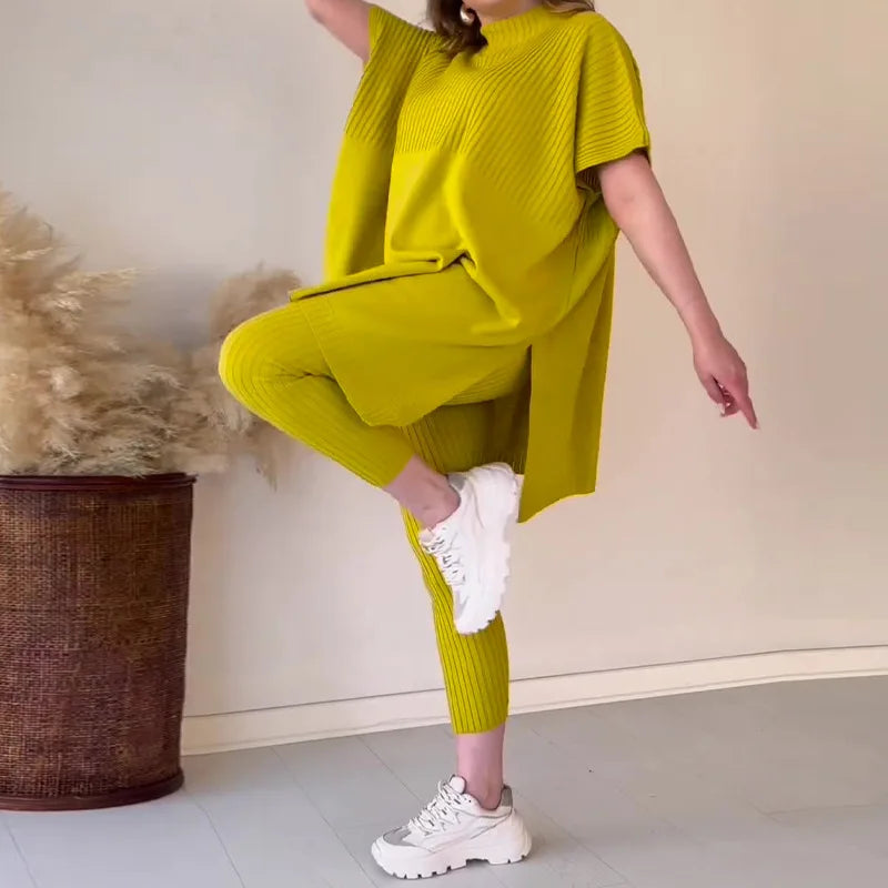 Bella® | Natalia set with a loose sweater and knitted leggings