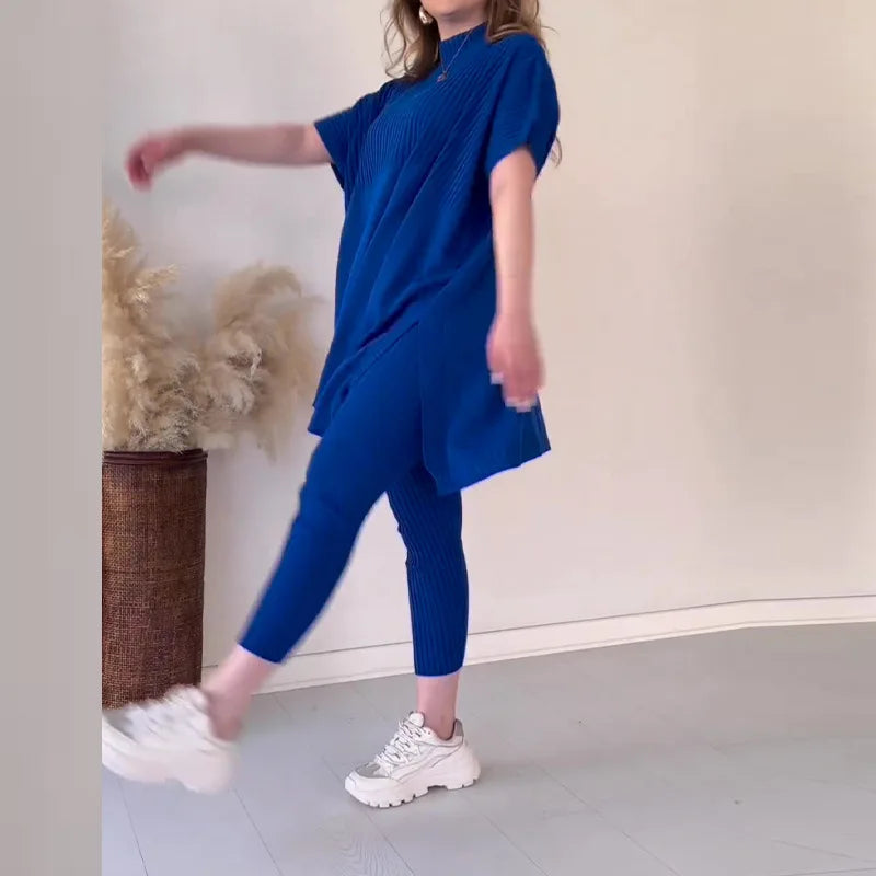 Bella® | Natalia set with a loose sweater and knitted leggings