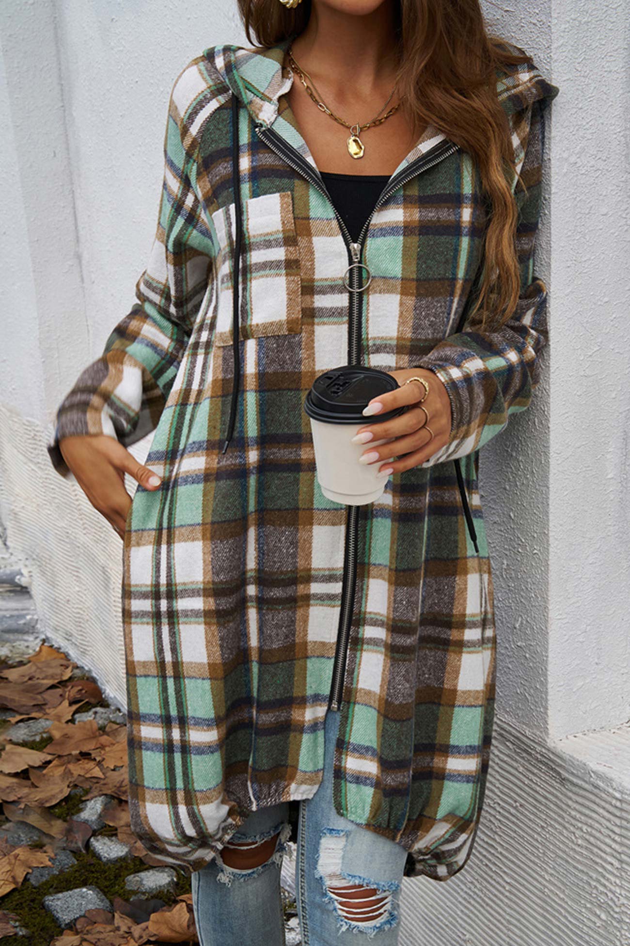 Carmen® | Mid-length hoodie with contrast check pattern and zip fastening