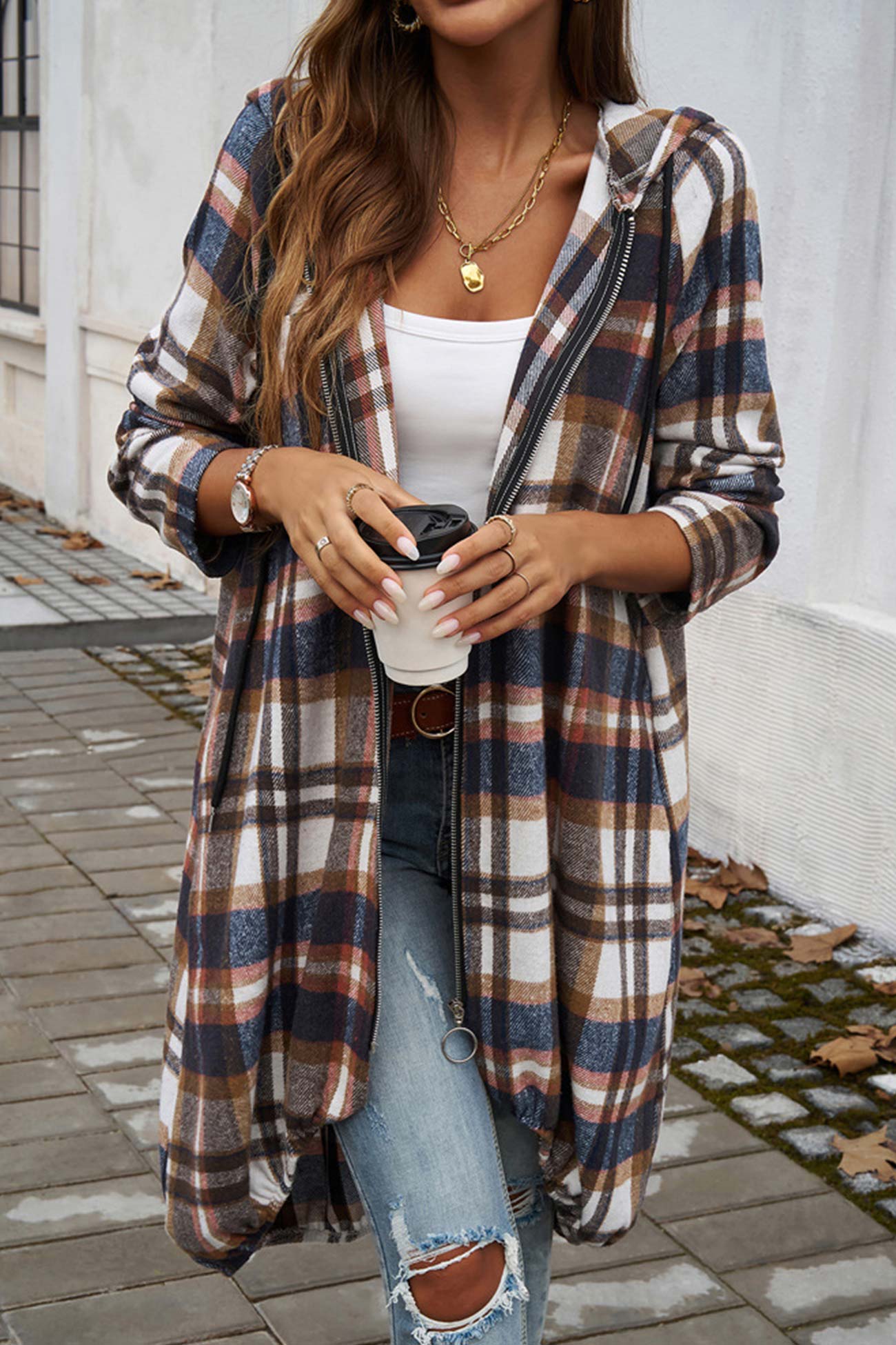 Carmen® | Mid-length hoodie with contrast check pattern and zip fastening