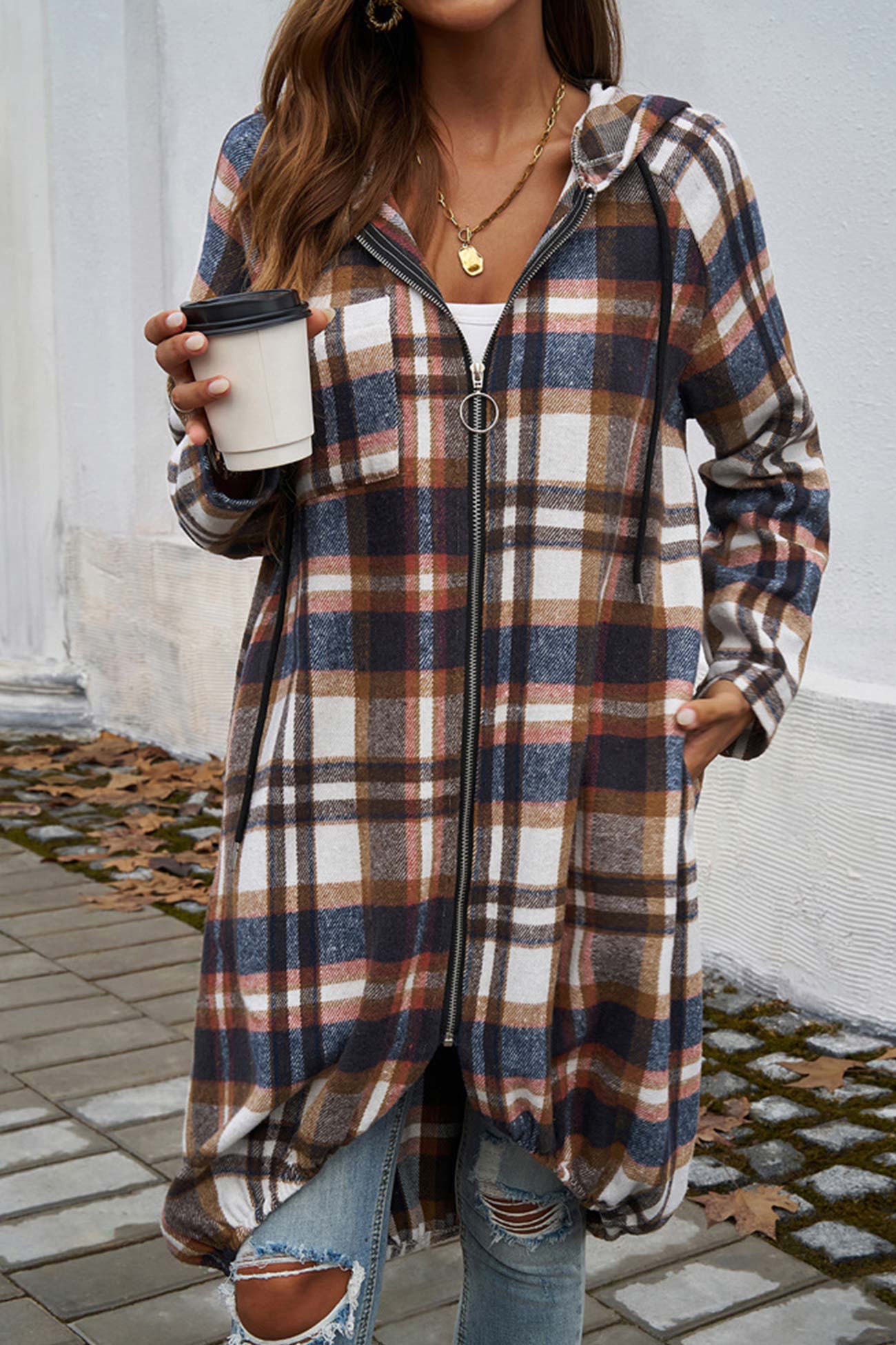 Carmen® | Mid-length hoodie with contrast check pattern and zip fastening