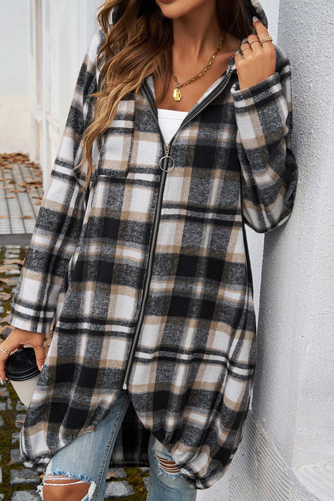 Carmen® | Mid-length hoodie with contrast check pattern and zip fastening