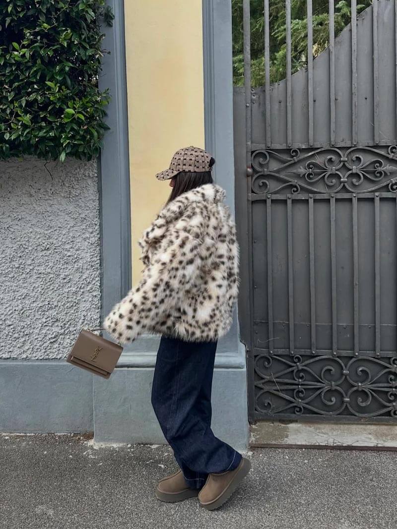 Clarisa | Women's jacket faux fur leopard print elegant