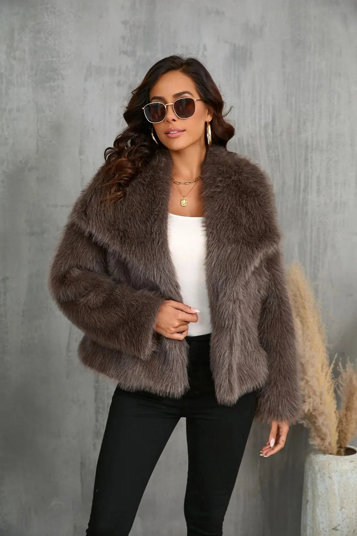 Claudia | Women's Faux Fur Jacket Luxurious Stylish