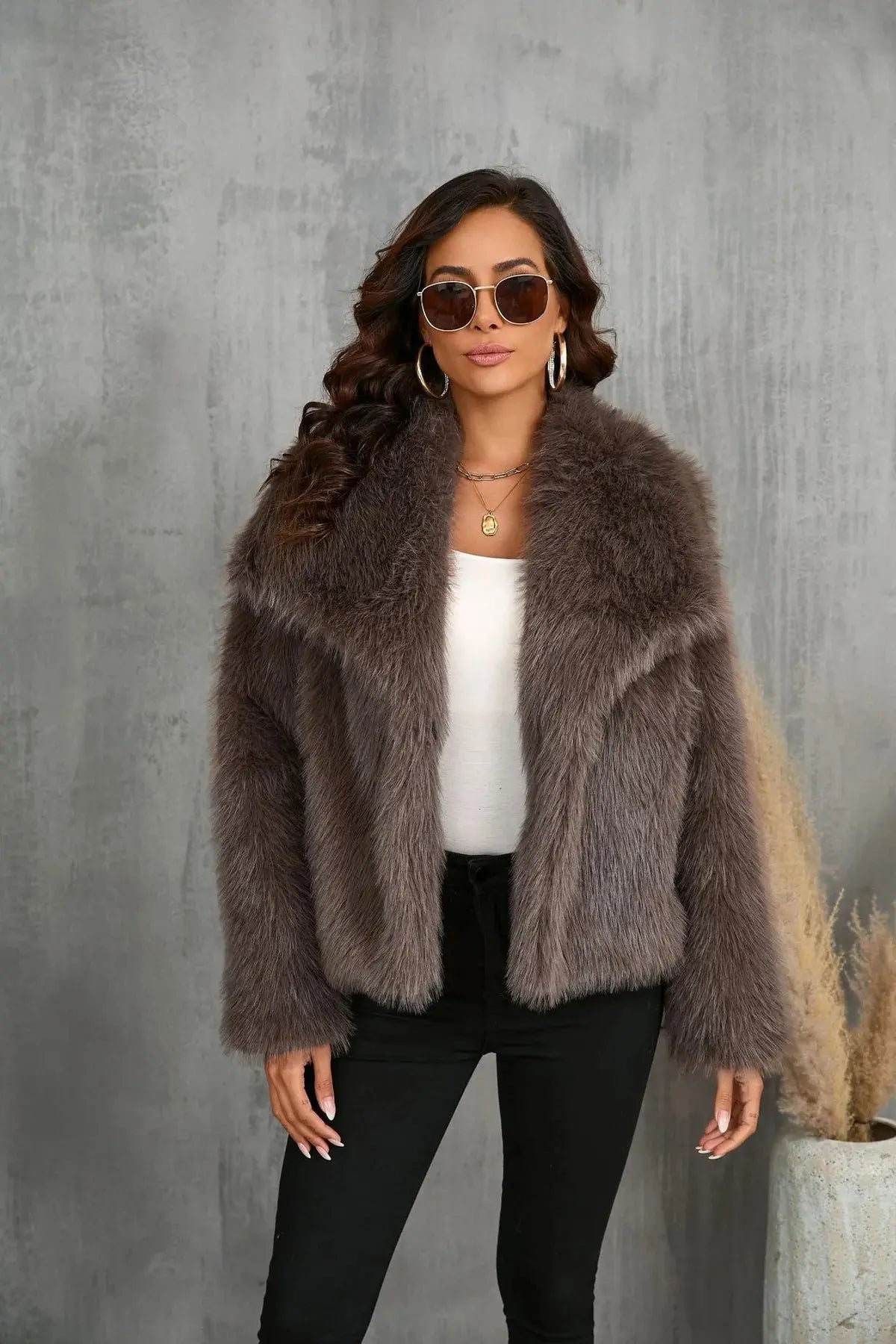 Claudia | Women's Faux Fur Jacket Luxurious Stylish