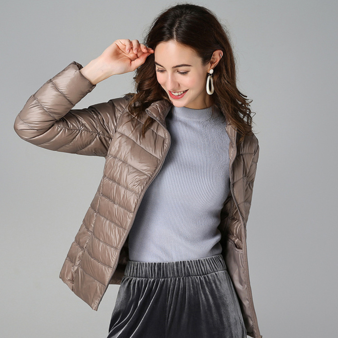 Doris | Women's jacket lightweight pleated design with practical pockets