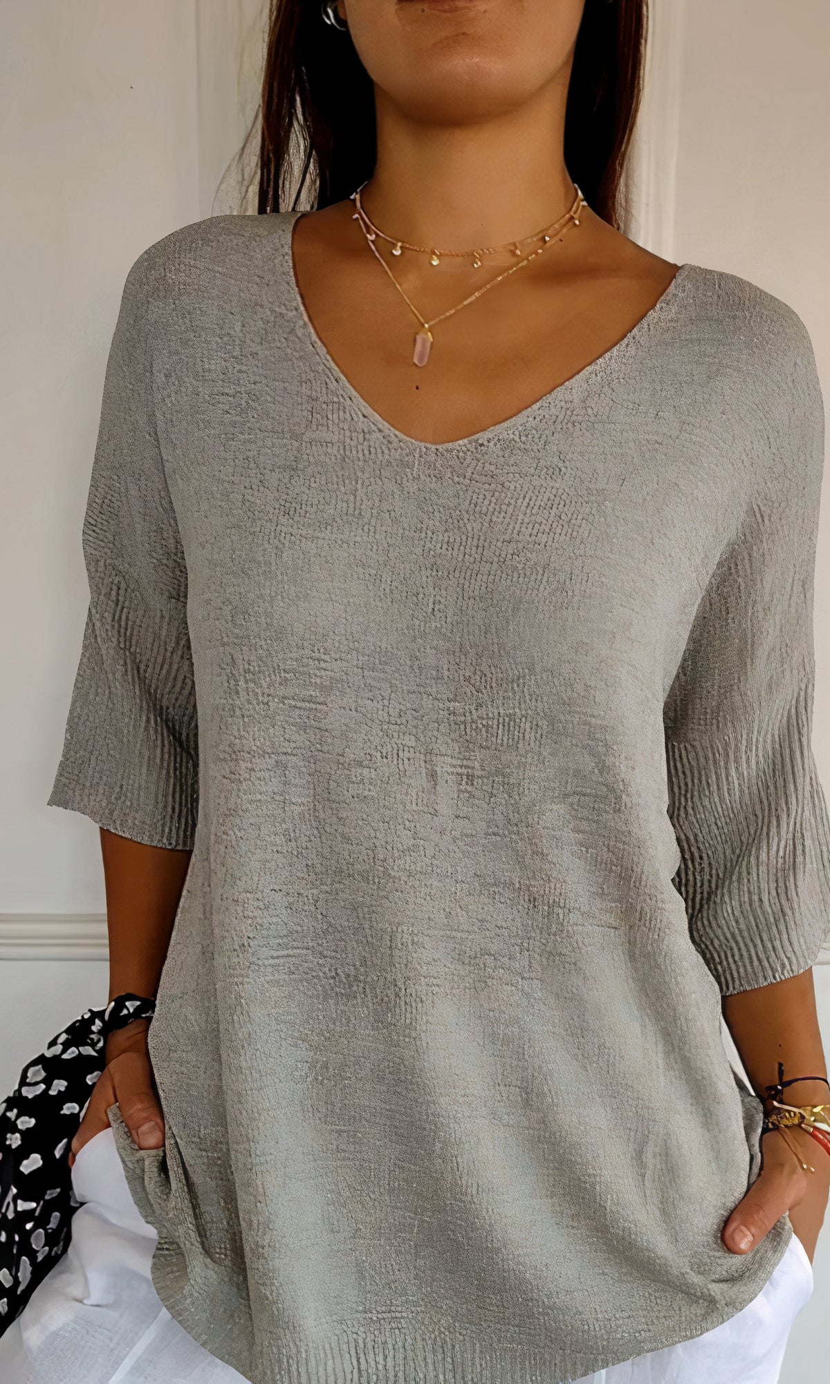 Alicia® | Knitted Top With V-Neck