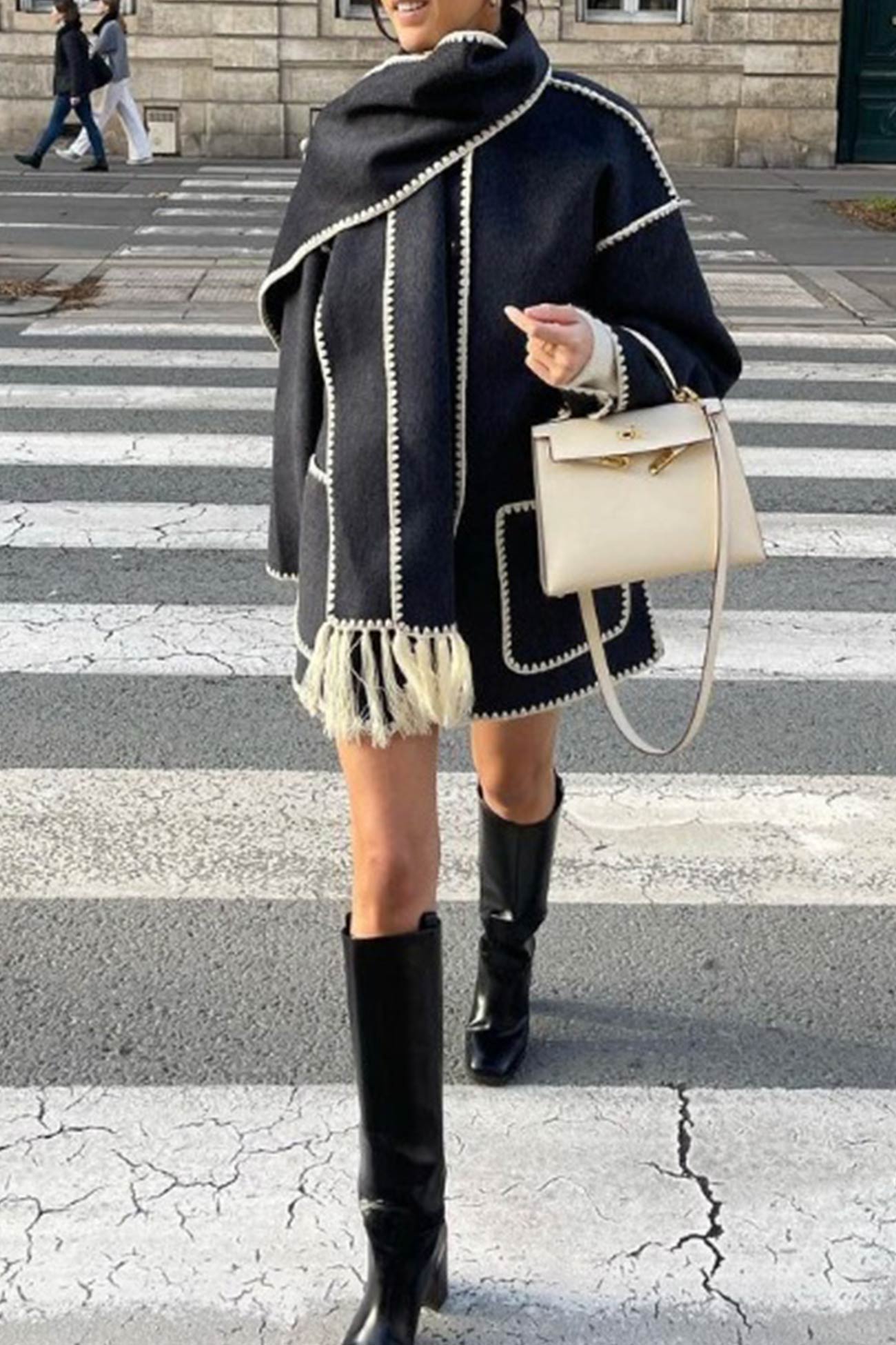 Doris® | Fringed hem with shawl coat