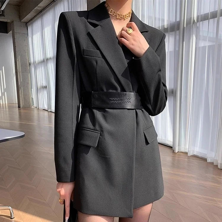 Diana® | Classic and stylish winter dress
