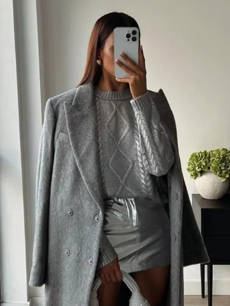 Carla® | Loosely knitted cable sweater