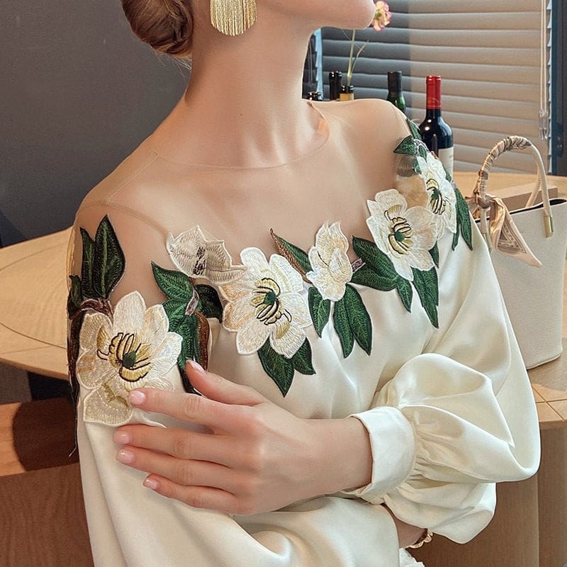 Breyer® | Floral Blouse