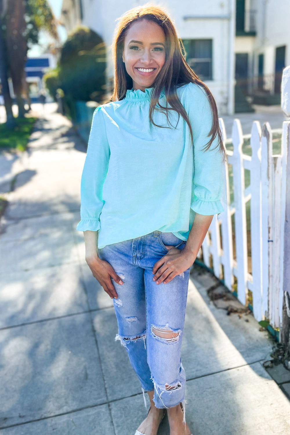 Blythe® | Elegant blue blouse with ruffled collar and buttons on the back and ruffled sleeves
