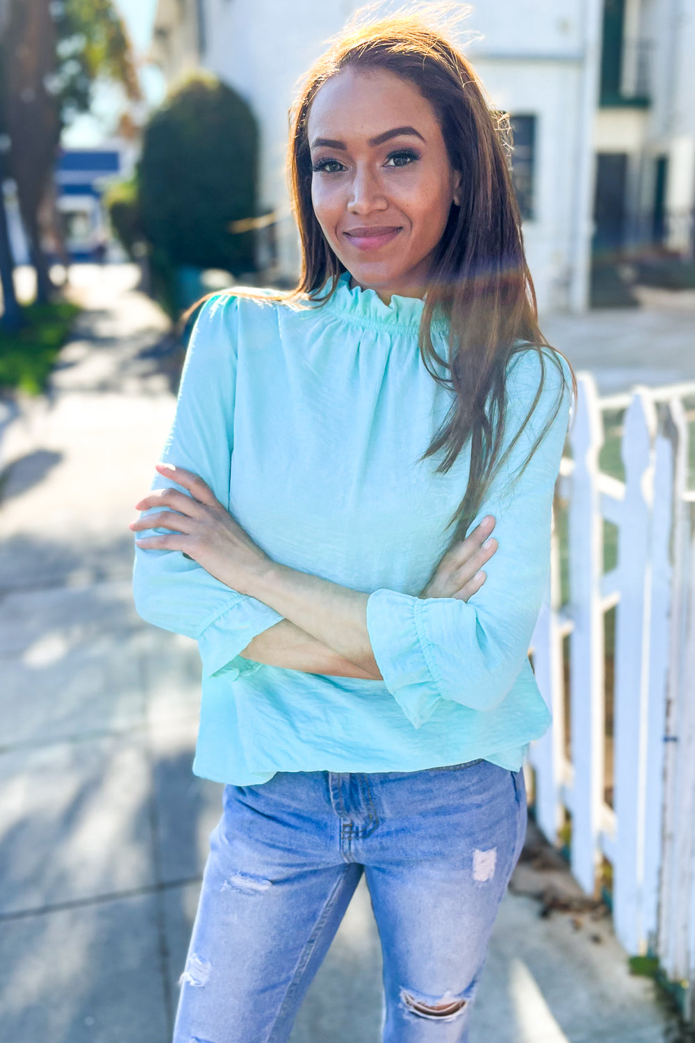 Blythe® | Elegant blue blouse with ruffled collar and buttons on the back and ruffled sleeves