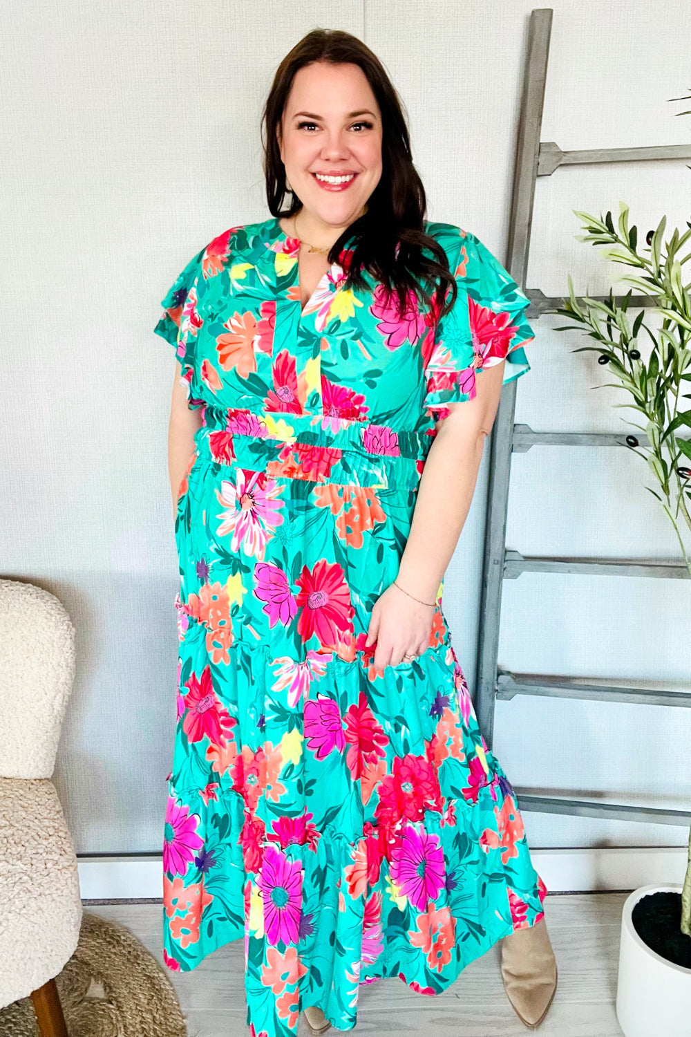 Bella® | Beautiful multicolor maxi dress with tropical floral print and smocked waist