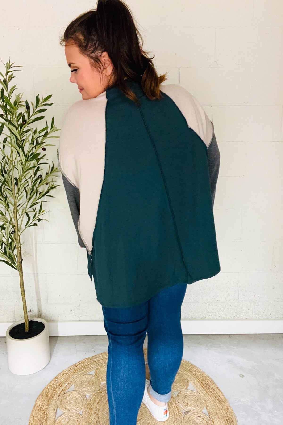 Beate® | Standout hunter green raglan top with color block outseam and V-neckline