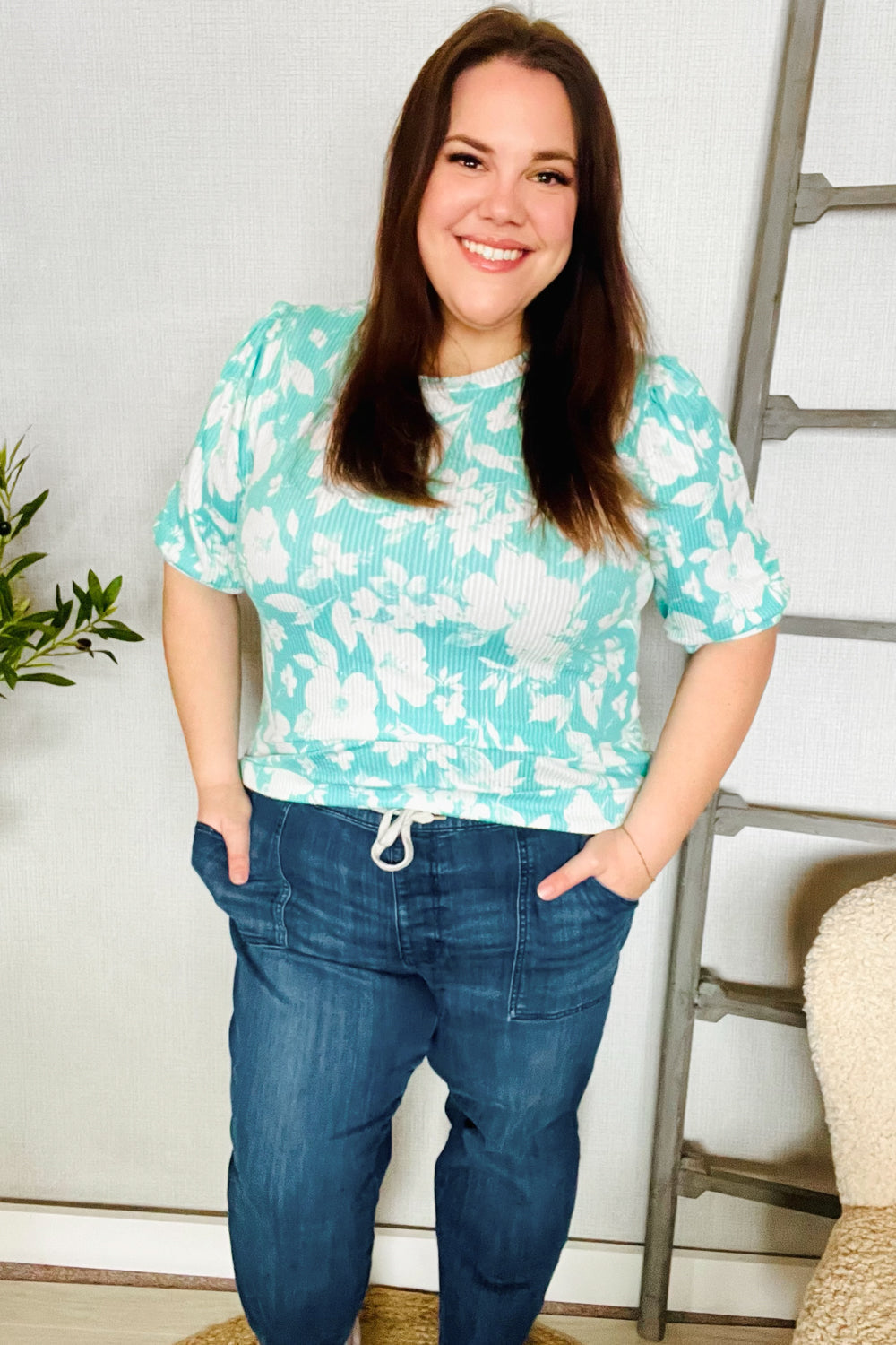 Cordelia® | Spring Vibes Mint Wavy Rib Puff Short Sleeve Floral Top
