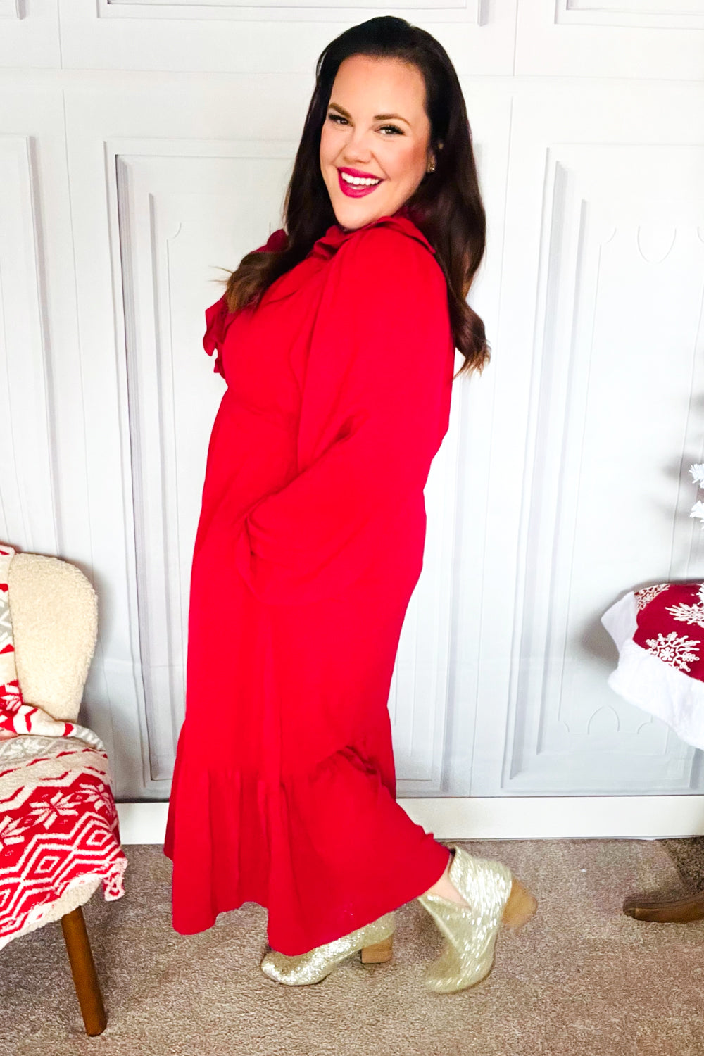 Aurelia® | Beautiful You Holiday Red midi dress with overlapping ruffles and V-neck