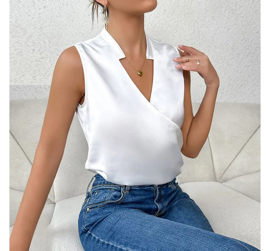 Araceli® | Elegant sleeveless straight top