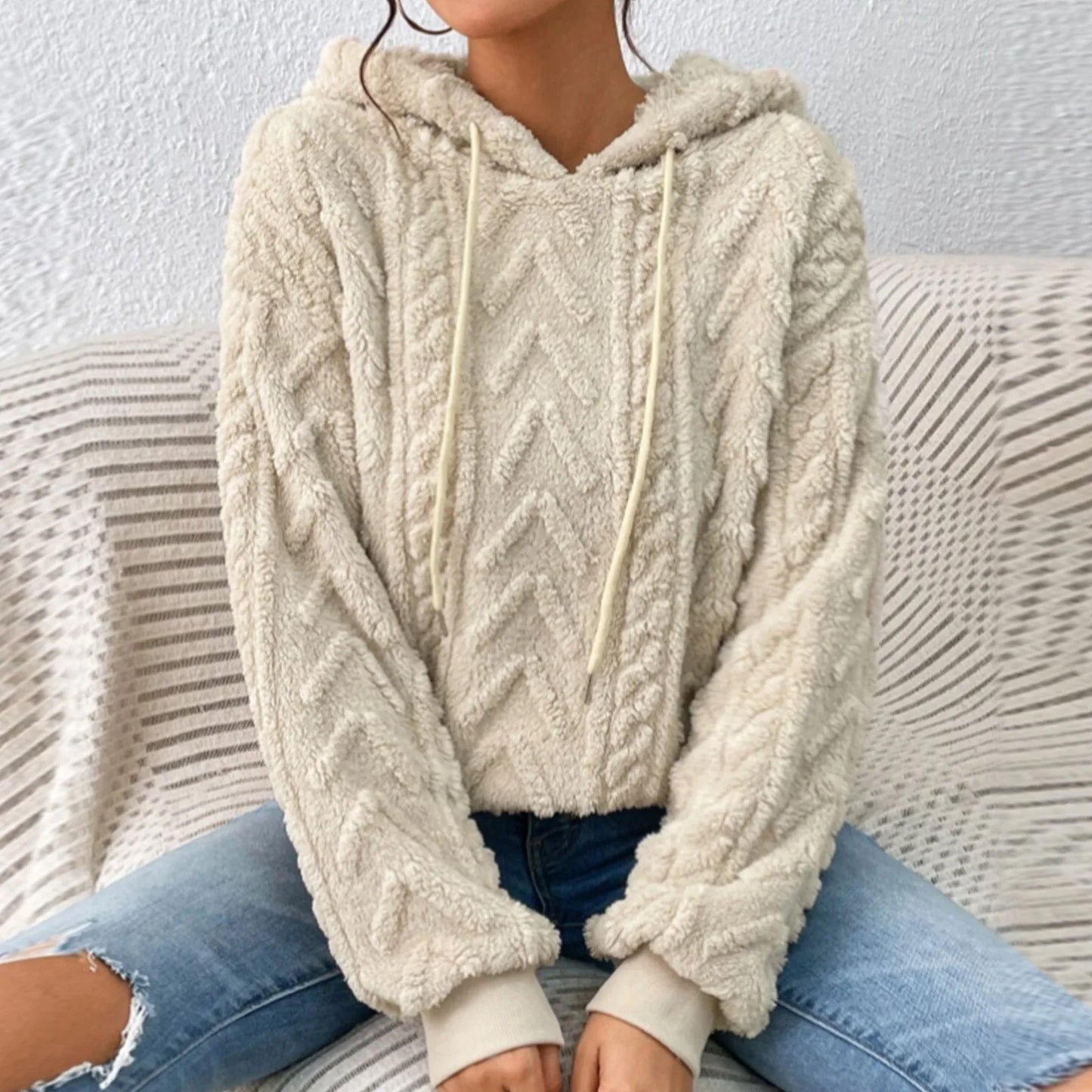 Cecilia® | Loose-fitting fleece sweater with hood