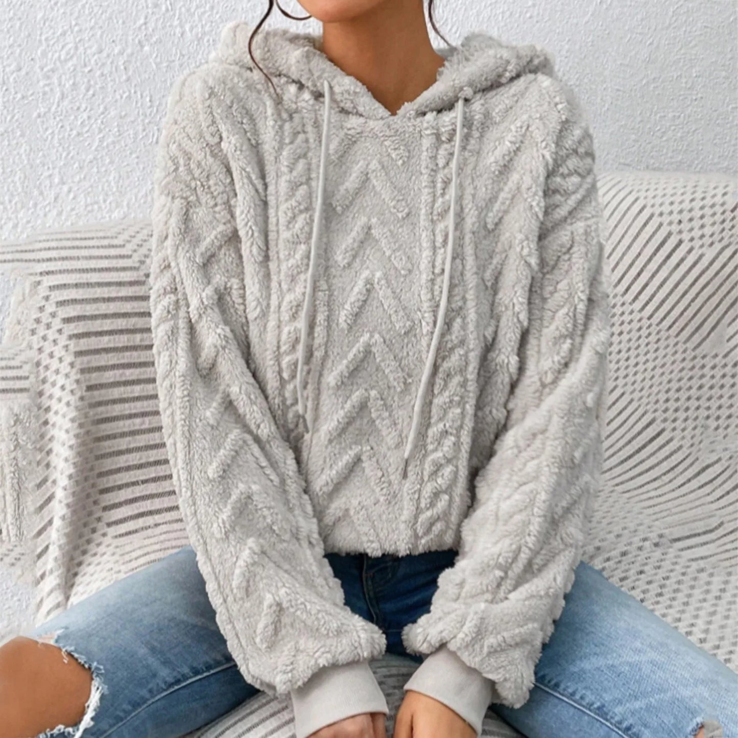 Cecilia® | Loose-fitting fleece sweater with hood