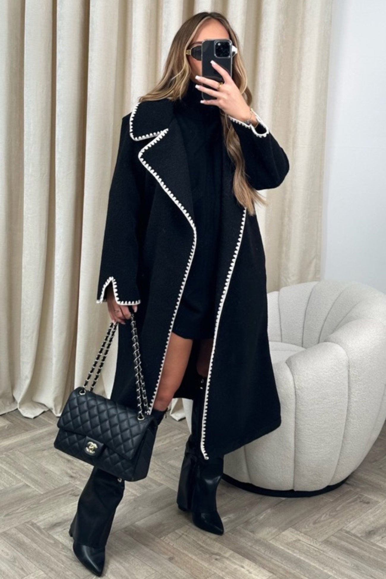 Cecilia® | Long coat with lapels and lace and open front