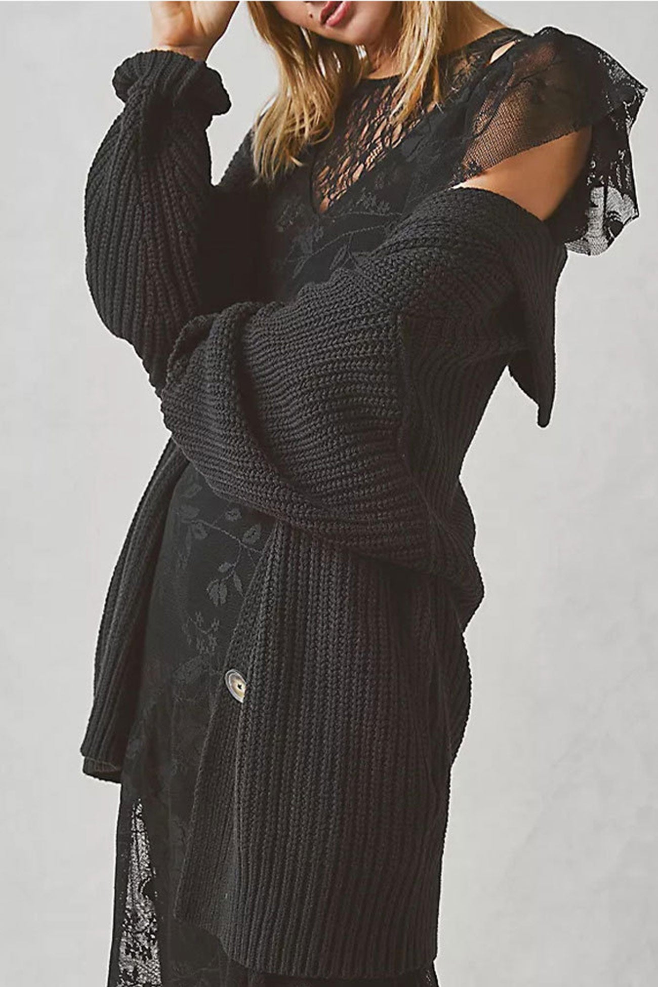 Annelies® | Mid-length cardigan with lapels and a single buckle