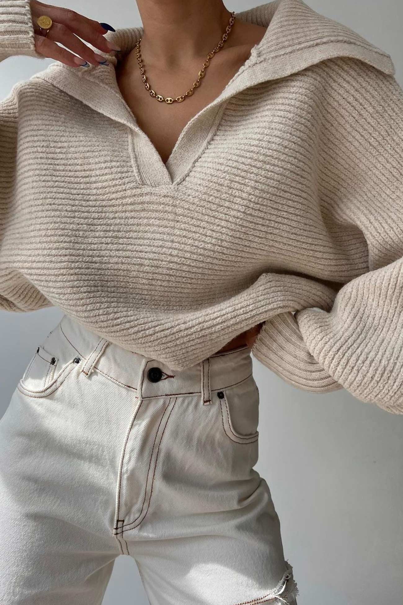 Amelia® | Lapel V Neck Puff Sleeve Sweater