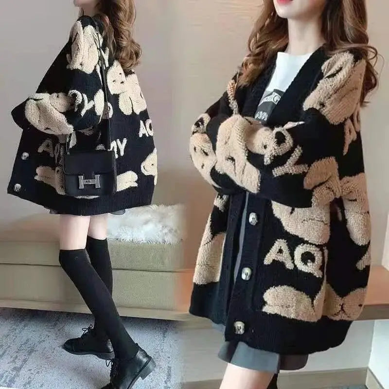 Ariana® | Chunky knit cardigan with unusual patterns