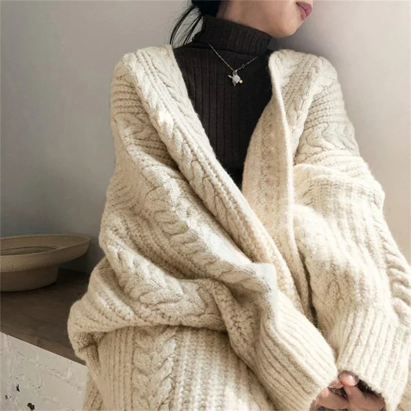 Cruz | Stylish wool cardigan in women's size