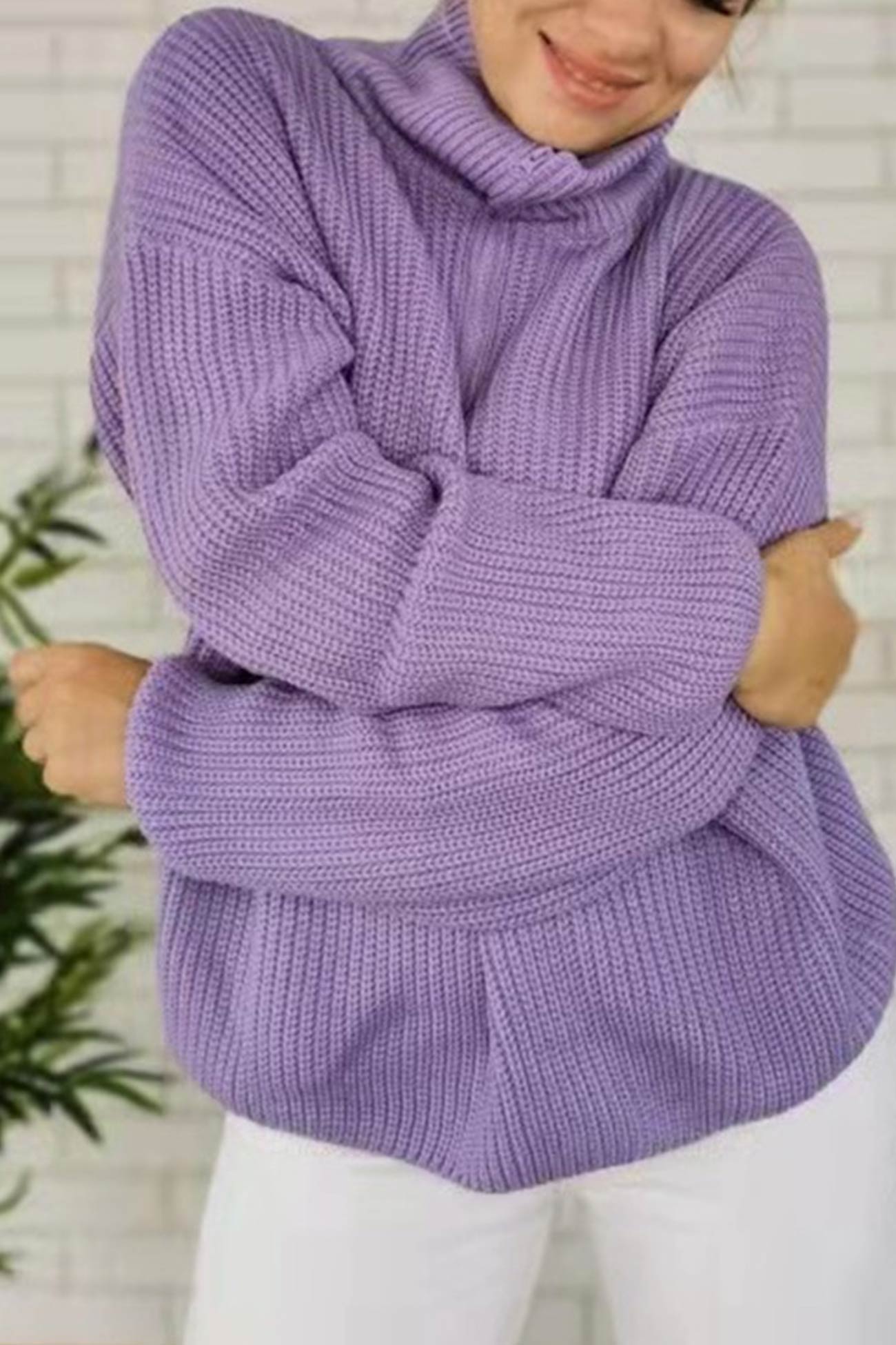 Daria® | Pullover knit top with stand-up collar and zip
