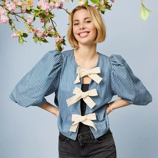 Concepcion® | Beautiful top with puff sleeves