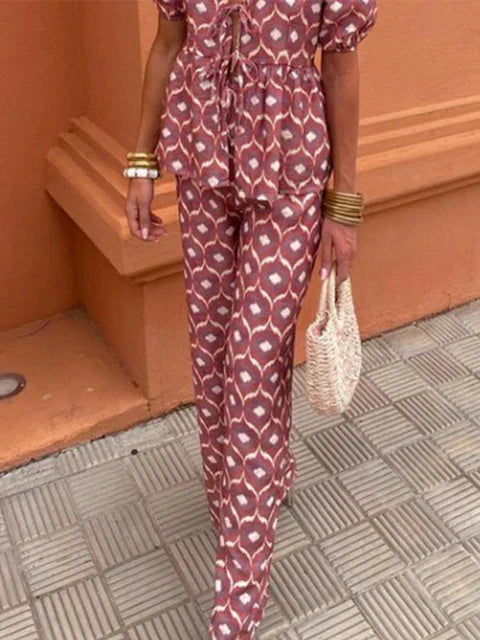 Elizabeth® | Casually chic two-piece set