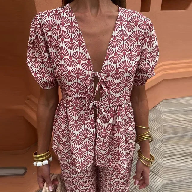 Elizabeth® | Casually chic two-piece set