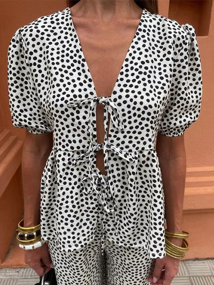Elizabeth® | Casually chic two-piece set